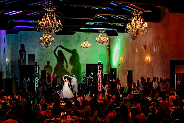 Wedding photography contests - Winter 2011 - 7th Place, Caroline Studios